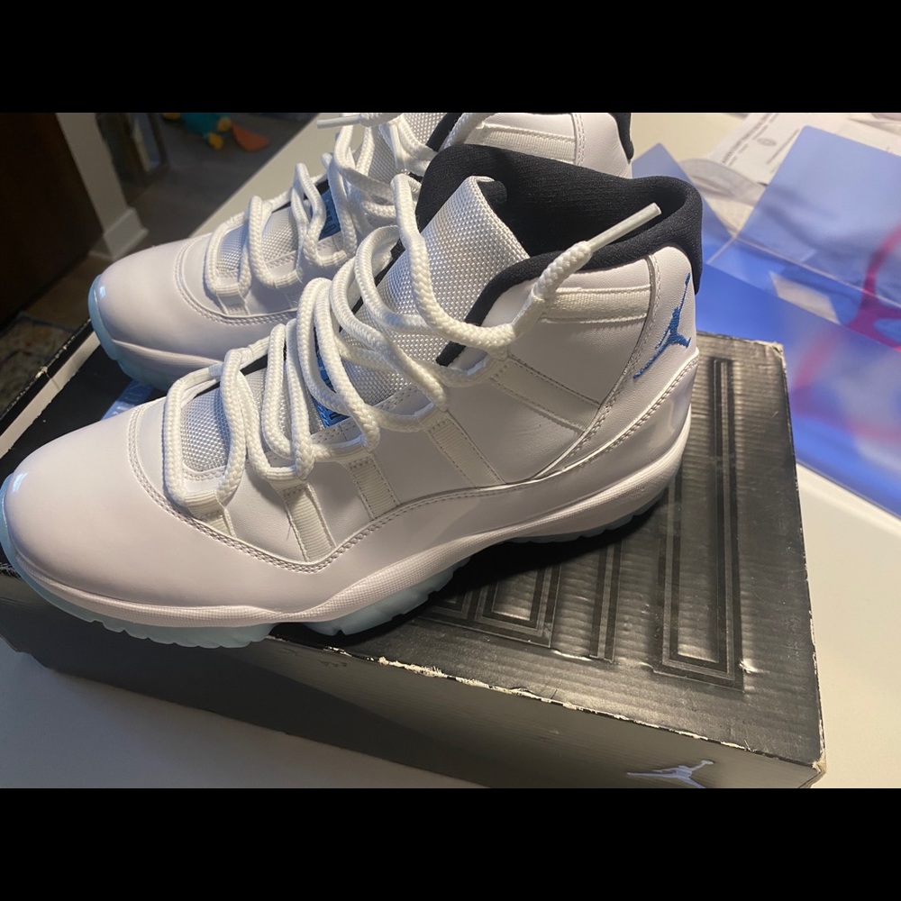 Jordan 11
